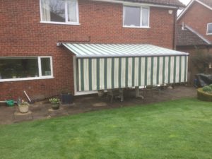 patio awning with screen